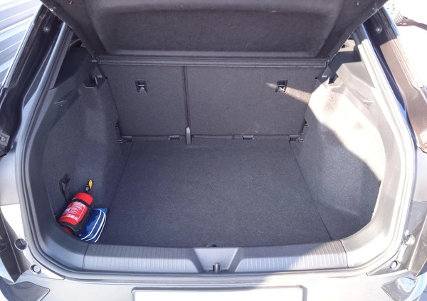 Volkswagen ID.4 cena 138000 przebieg: 10138, rok produkcji 2021 z Gliwice małe 379